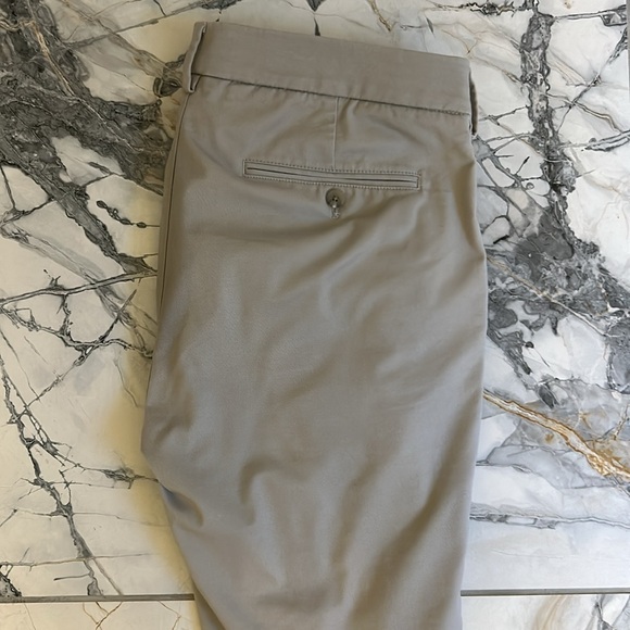 EXPRESS Skinny Hyper Stretch Chino. Grey, size 32/32 - Picture 5 of 5